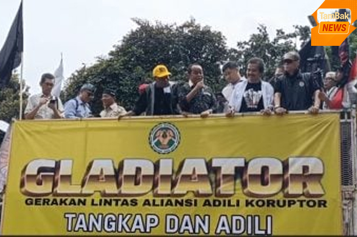 Roy Suryo Klaim Kantongi Ijazah Palsu Jokowi Langsung dari KPU: “Kami Berani Mati Adili Jokowi”