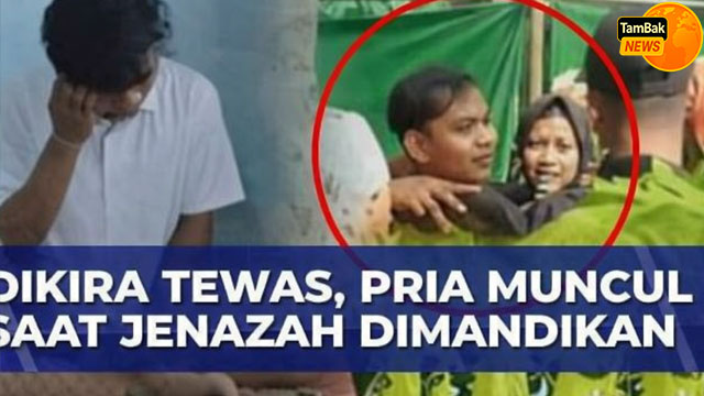 pria muncul saat jenazah di mandikan